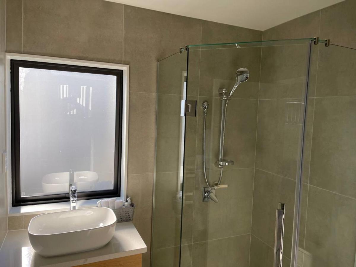 4 Bedroom Home Fully Furnished In Papakura, Auckland Exteriör bild